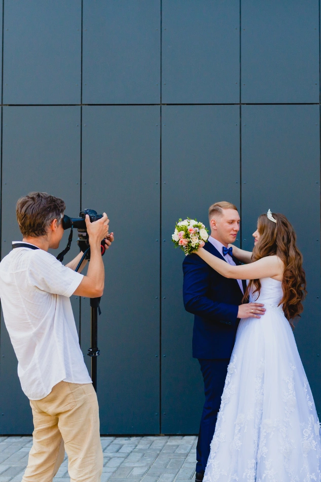 How to Choose a Wedding Photographer